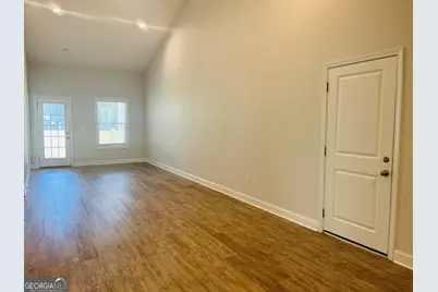 110 Lenox Circle, Lagrange, GA 30240 - Photo 9