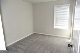 2765 Valley Green Dr, Gainesville, GA 30504 - Photo 5