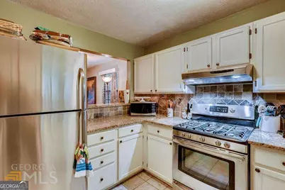 2515 Skyland Trail NE, Brookhaven, GA 30319 - Photo 9