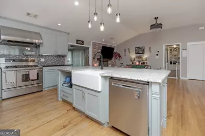 210 Granada Terrace, Warner Robins, GA 31088 - Photo 15