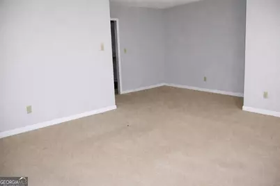 1905 Karen Circle, Milledgeville, GA 31061 - Photo 3