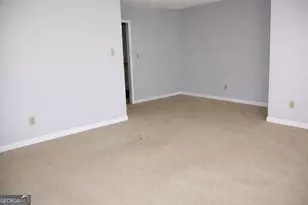 1905 Karen Cir, Milledgeville, GA 31061 - Photo 3