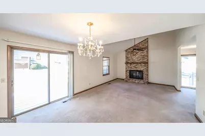 113 Oxford Square, Carrollton, GA 30117 - Photo 5