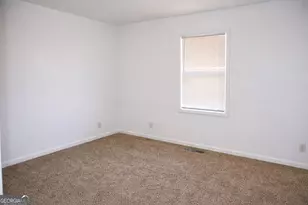 1949 Karen Cir, Milledgeville, GA 31061 - Photo 5