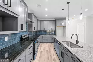 10041 Lakeview Pkwy, Villa Rica, GA 30180 - Photo 11