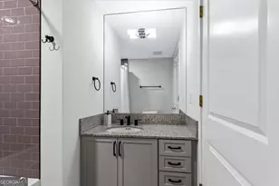 3338 Peachtree Rd NE, Atlanta, GA 30326 - Photo 21