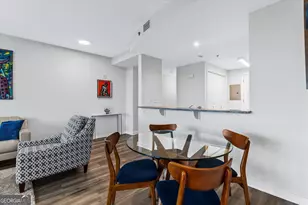 3338 Peachtree Rd NE, Atlanta, GA 30326 - Photo 15