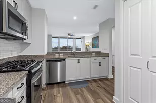 3338 Peachtree Rd NE, Atlanta, GA 30326 - Photo 7