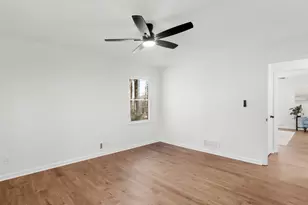 230 Horseshoe Cir, Fayetteville, GA 30215 - Photo 17