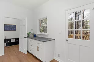 230 Horseshoe Cir, Fayetteville, GA 30215 - Photo 9