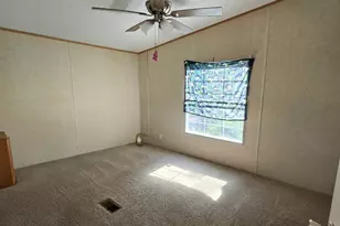 437 Burkhalter Cir, Claxton, GA 30417 - Photo 17