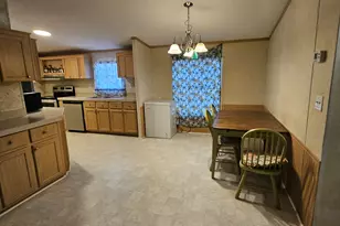 437 Burkhalter Cir, Claxton, GA 30417 - Photo 7