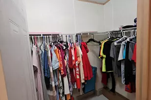 437 Burkhalter Cir, Claxton, GA 30417 - Photo 9