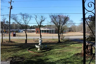 640 Gholston Street, Comer, GA 30629 - Photo 27