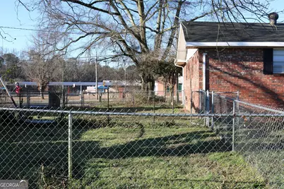 640 Gholston Street, Comer, GA 30629 - Photo 5