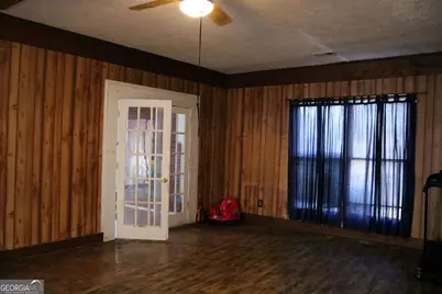 640 Gholston Street, Comer, GA 30629 - Photo 17