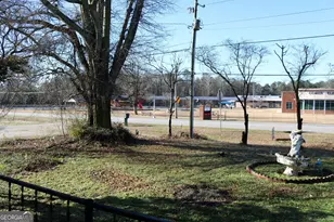 640 Gholston St, Comer, GA 30629 - Photo 29