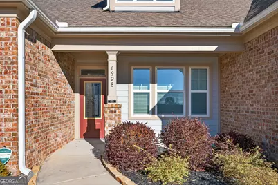 6928 Manchester Drive, Flowery Branch, GA 30542 - Photo 3