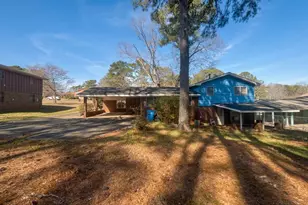 279 Timberland Trail, Riverdale, GA 30274 - Photo 3