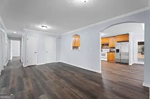 9021 Hurst Ct, Jonesboro, GA 30238 - Photo 13