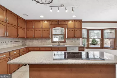 8215 Greens Court, Jonesboro, GA 30236 - Photo 17