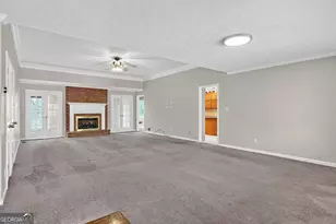 8215 Greens Ct, Jonesboro, GA 30236 - Photo 5