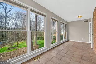 8215 Greens Ct, Jonesboro, GA 30236 - Photo 13