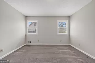 8215 Greens Ct, Jonesboro, GA 30236 - Photo 33