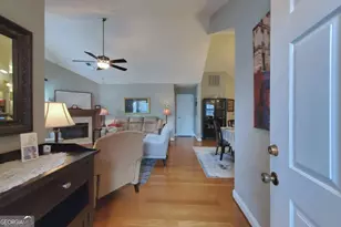 4020 Vineyards Ln, Kennesaw, GA 30144 - Photo 5