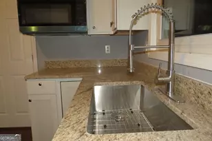 1105 Hampton Rd, Hampton, GA 30228 - Photo 9