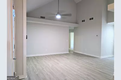 40 Belmont Circle, Covington, GA 30016 - Photo 9