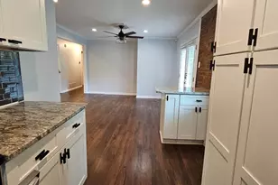 2292 Chestnut Hill Cir, Decatur, GA 30032 - Photo 5