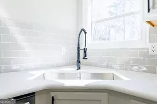 4181 Bent Tree Dr, Valdosta, GA 31601 - Photo 11