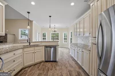 251 Hampton Oaks Way, Byron, GA 31008 - Photo 13