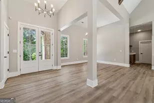 6029 Wellington Ave, Gainesville, GA 30506 - Photo 3