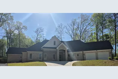 6029 Wellington Avenue, Gainesville, GA 30506 - Photo 1