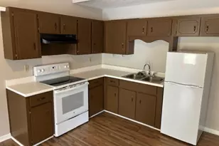 421 W King Ave, Kingsland, GA 31548 - Photo 3