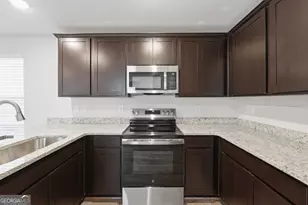 4855 Station Ln, Union City, GA 30349 - Photo 11