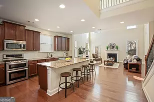 6120 Bluff Heights Dr, Cumming, GA 30040 - Photo 3