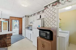 86 Camellia Ave, Savannah, GA 31408 - Photo 17