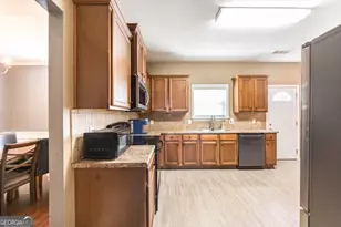 141 Back Cedar Ln, Warner Robins, GA 31093 - Photo 11