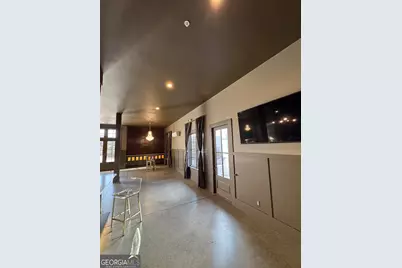 118 Oak Crescent Circle, Clayton, GA 30525 - Photo 5