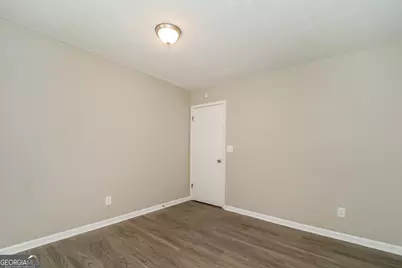 6373 Valley Dale Drive, Riverdale, GA 30274 - Photo 11