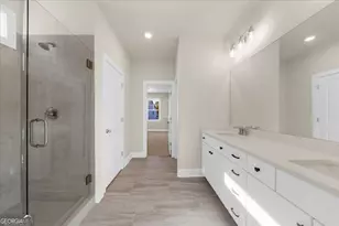 5587 Overview Dr, Flowery Branch, GA 30542 - Photo 35