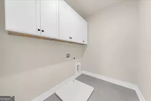 5587 Overview Dr, Flowery Branch, GA 30542 - Photo 29