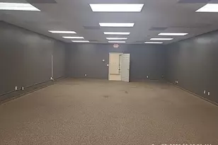 1022 Hillcrest Pkwy, Dublin, GA 31021 - Photo 1