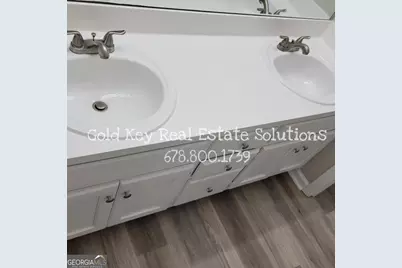 915 Burning Bush Drive, Loganville, GA 30052 - Photo 11