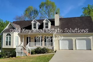 915 Burning Bush Dr, Loganville, GA 30052 - Photo 1