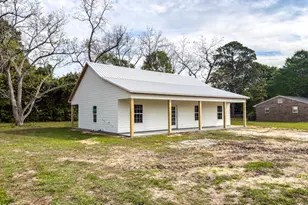 352 SW College St, Pelham, GA 31779 - Photo 3