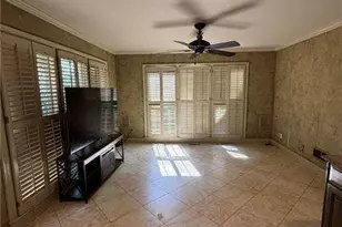 300 Shelli Ln, Roswell, GA 30075 - Photo 9